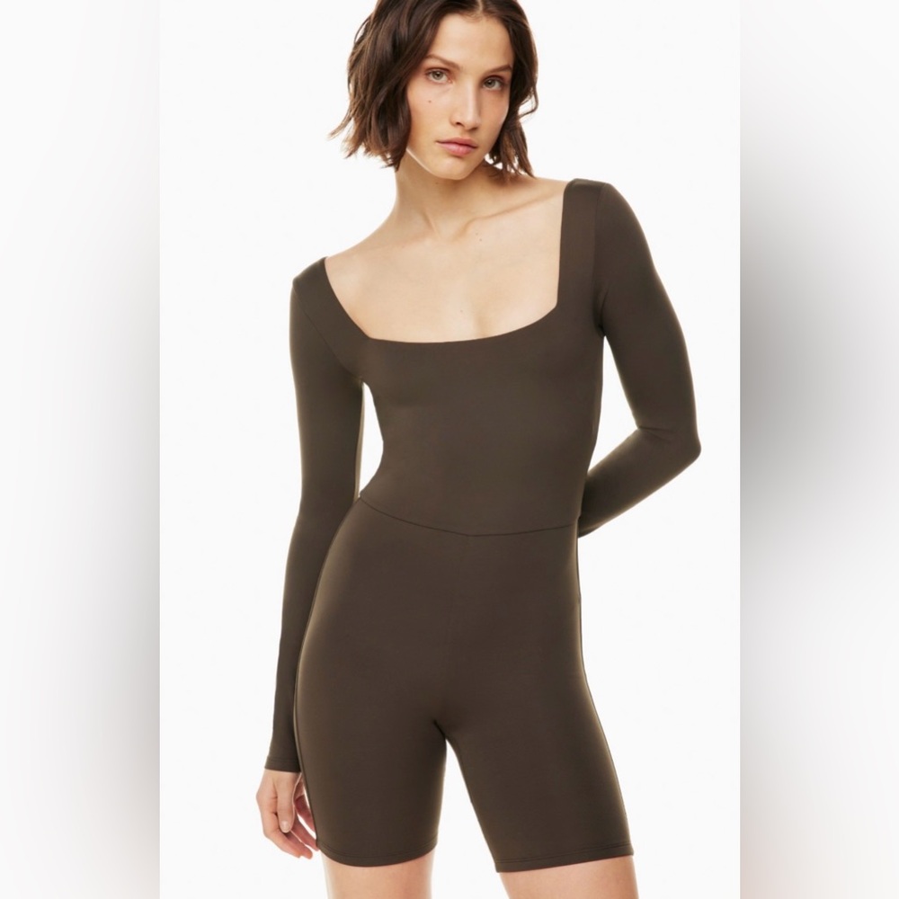 Aritzia Babaton Coffee Brown Square-Neck Romper